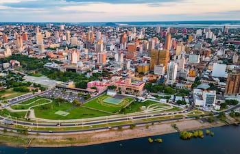 Los problemas institucionales señalados por Fitch Ratings existen desde hace años y que hubo pocos esfuerzos reales para corregirlos, refirió el economista. Shutterstock
