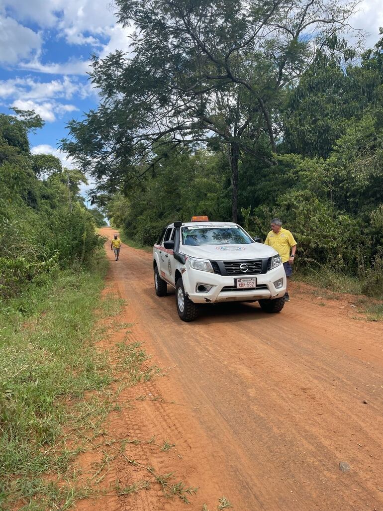 Sergio Arréllaga (der.), del CPV, también formó parte de la comitiva que ultimó todos los detalles para la competencia.