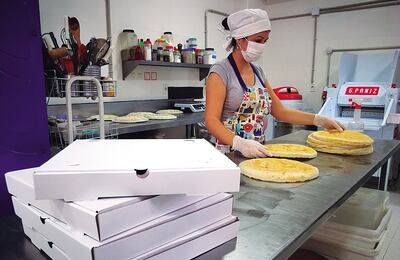 Cientos de micro y pequeñas empresas están pendientes de los planes de financiamiento flexible para seguir operando y salvar sus emprendimientos.