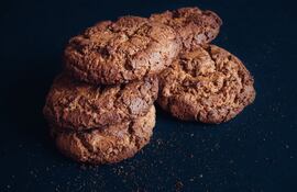 Cookies de avena y cacao.
