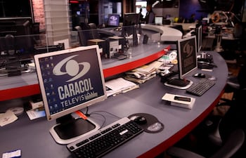 Autoridades de Colombia inician inspecciones a medios de comunicación para verificar las condiciones laborales tras las denuncias de acoso sexual en la conocida Caracol TV.