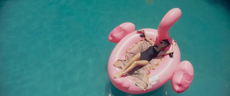 La española Ángela Molina entrega una actuación magistral en "Charlotte". La película fue íntegramente filmada en Paraguay.