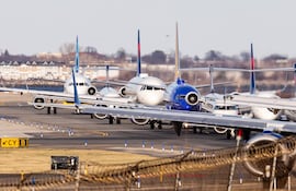 Varias aerolíneas cancelan vuelos ante el estreno del 5G en Estados Unidos.