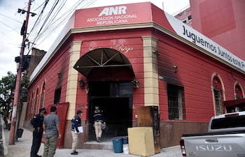 Local de Colorado Róga, en 25 de Mayo y Tacuary, que fue quemado por una turba el 17 de marzo pasado.