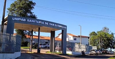 Entrada de la Unidad Sanitaria de IPS de San Estanislao