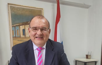 Walter Laguardia - director de la Auditoría Interna del IPS.