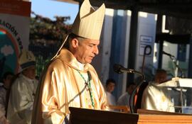 Monseñor Gabriel Escobar, manifestó su indignación por el maltrato del senador “Chaqueñito” Vera hacia la indígena Tatiana Espínola, funcionaria del Congreso.