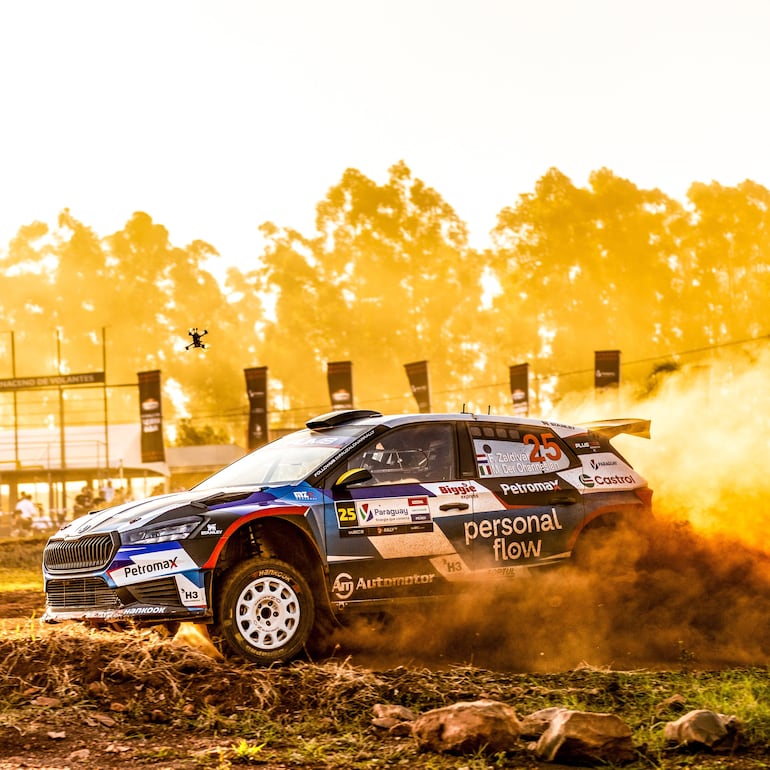 Fau Zaldívar, navegado por Marcelo der Ohannesian, en el Škoda Fabia RS Rally2, durante la primera edición del WRC Rally del Paraguay, en 2025. Fue el paraguayo mejor posicionado, 2° en la categoría WRC2 Challenger y 4°, en la WRC2.