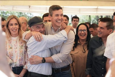 Peña en Acahay
