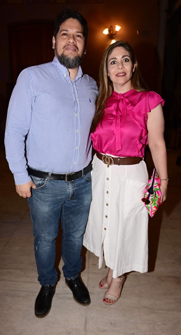 Arturo Estigarribia y Verónica Drelichman.