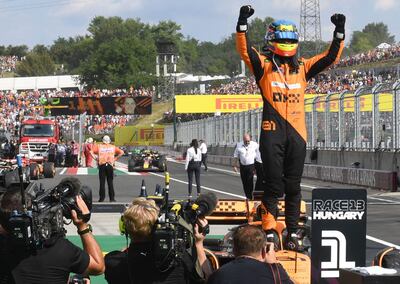 Alegría total y sueño cumplido para el piloto australiano Óscar Piastri, quien conquistó su primera victoria en la Fórmula 1.