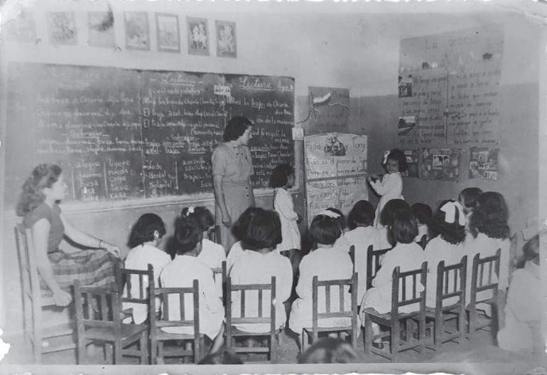Escuela de Aplicación anexa a la Normal de Villarrica (1953)