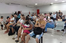 Los usuarios piden que se mejore el funcionamiento de los acondicionadores de aire y que el generador de energía esté operativo.