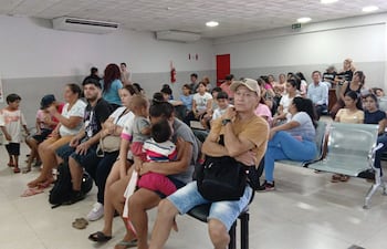 Los usuarios piden que se mejore el funcionamiento de los acondicionadores de aire y que el generador de energía esté operativo.