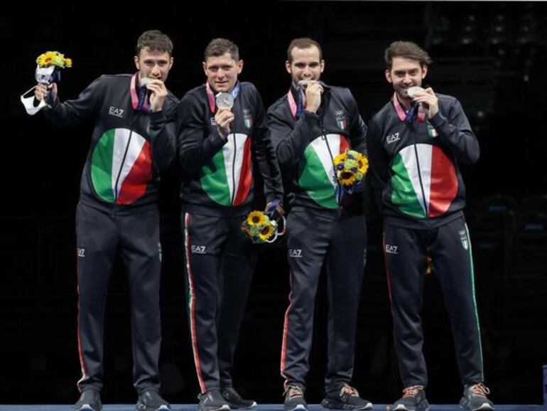 Giorgio Armani diseñó los uniformes de Italia en los Juegos Olímpicos Tokyo 2020.