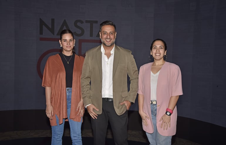 Milena Ruiz Díaz, Osmar Colmán y Camila Céspedes.