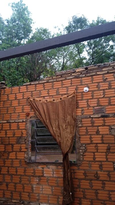 Viviendas destechadas se reportan en Quiindy y Caapucú, distritos del departamento de Paraguarí.