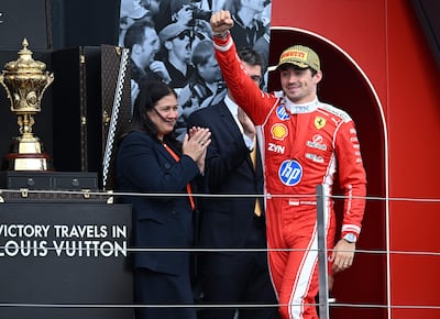 Charles Leclerc, de Ferrari, retornó a la senda de la victoria en el GP de Gran Bretaña.