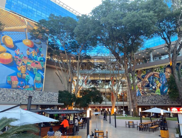 El público podrá hacer sus compras de manera segura en el Shopping Mariscal.