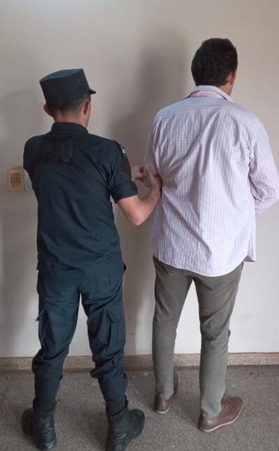 Un hombre que contaba con orden de captura por feminicidio fue detenido este viernes en la ciudad de Coronel Oviedo.