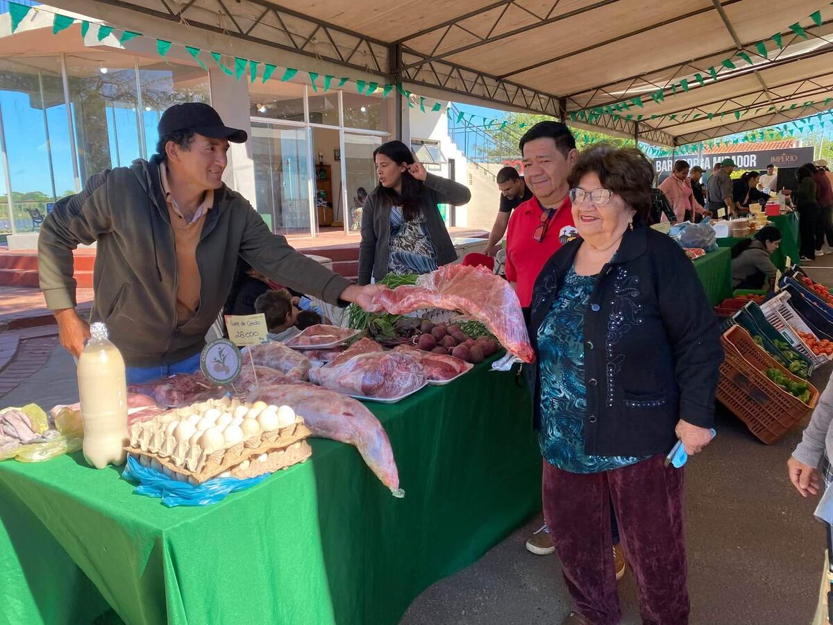Puerto Antequera vive un fin de semana de pesca, gastronomía y turismo