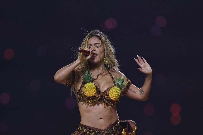 La cantante colombiana Karol G durante un concierto en el estadio Neo Química Arena en São Paulo (Brasil). 