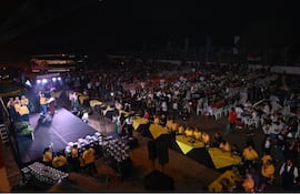 La ceremonia de premiación a los ganadores del 50° Transchaco Rally se realizó en la noche de este viernes, en el Autódromo Víctor Rubén Dumot.