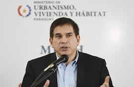 Juan Carlos Baruja, ministro de Urbanismo.