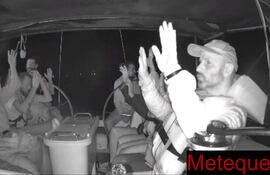 Esta captura de video tomada de una transmisión en vivo difundida el 1 de octubre de 2025 por la Flotilla Global Sumud muestra una vista de los barcos de la flotilla que buscan romper el bloqueo israelí a la Franja de Gaza.