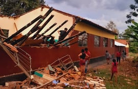 Sala del preescolar se derrumbó y los niños se salvaron de milagro en R.I. 3 Corrales.