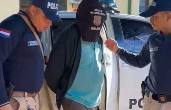 Andrés Acosta Zárate (54) fue llevado hasta la base del Departamento de Investigación de Hechos Punibles de Guairá.