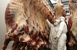CONACOM abre sumario a frigoríficos para indagar en los precios de la carne.