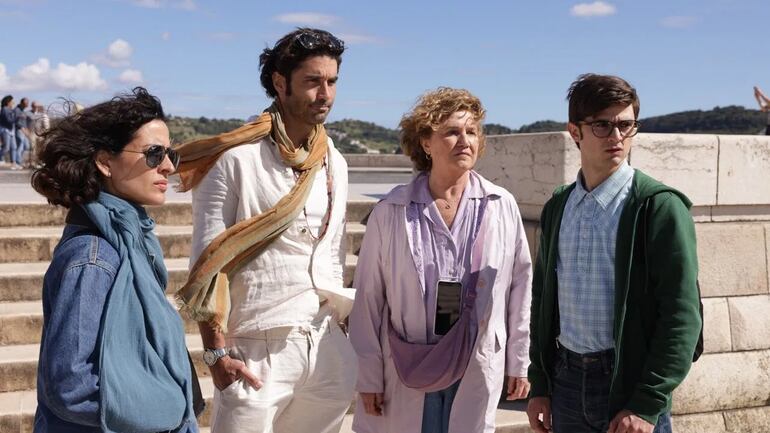 Si es martes es asesinato serie