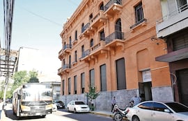 Para el MEF, el bajo nivel de deuda pública se mantiene como una de las principales fortalezas de las finanzas públicas del país.