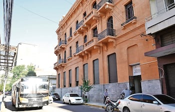 Para el MEF, el bajo nivel de deuda pública se mantiene como una de las principales fortalezas de las finanzas públicas del país.