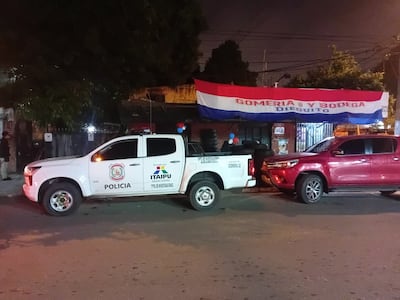 Investigaciones allana gomería-bodega en Lambare. En relación a un intento de asesinato del cual fue víctima un conductor de plataformas