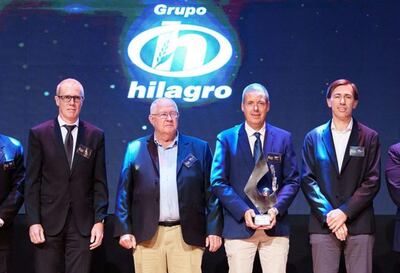 Dani Dueck, presidente de CEDEC; Albert Hildebrand, fundador del Grupo Hilagro; Christian Gossen, presidente del Grupo Hilagro; y Ronny Hildebrand, presidente de Transagro.