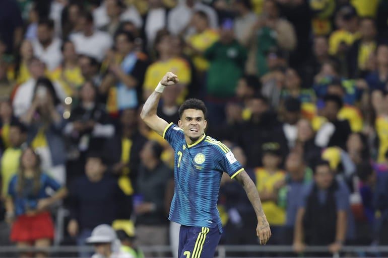 Luis Díaz de Colombia celebra un gol este miércoles, en un partido del grupo K del Mundial de la FIFA 2026 entre Uzbekistán y Colombia, en el estadio Azteca en Ciudad de México (México).