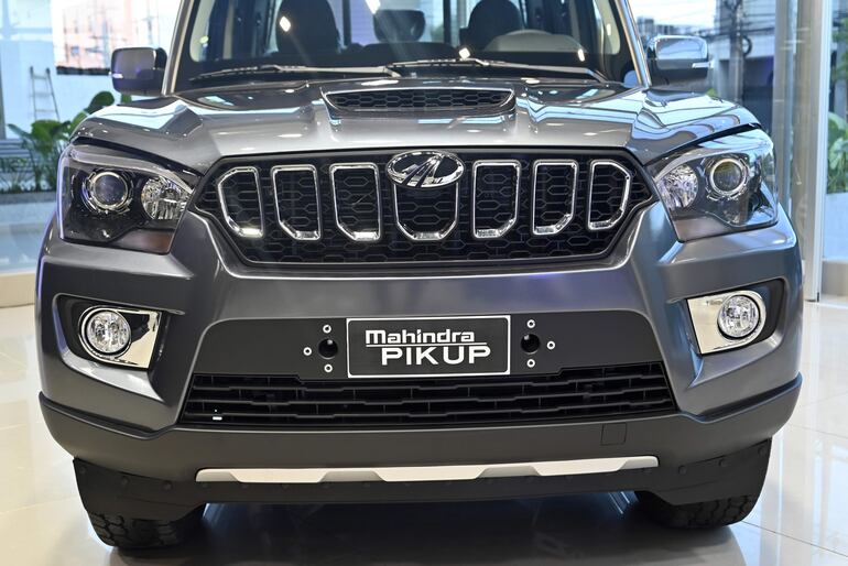La Mahindra Pik Up, reconocida por su resistencia, se posiciona como una opción ideal para sectores productivos del país.