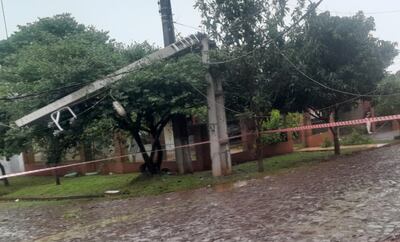 Línea de transmisión de la Ande en Natalio quedó fuera de servicio por temporal