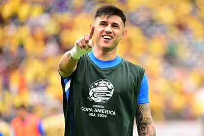 Adam Bareiro, jugador de la selección paraguaya, en la entrada en calor de los jugadores antes del partido frente a Colombia por la primera fecha del Grupo D de la Copa América 2024 en el NRG Stadium, en Houston, Texas.