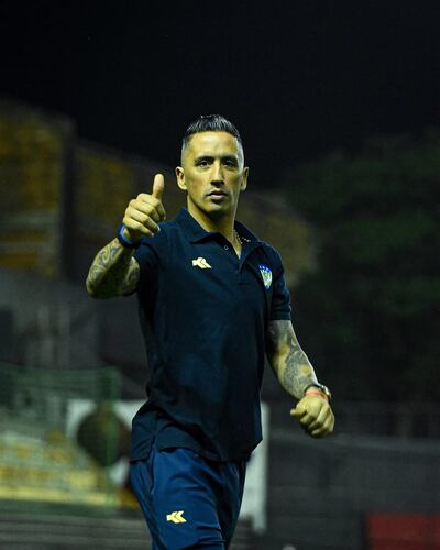 Lucas Barrios, nuevo director técnico del Sportivo Luqueño. Su debut será el domingo 12 contra Nacional, en La Visera.