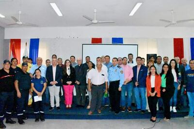 Autoridades nacionales, locales y departamentales participaron de la presentación de un plan estratégico para enfrentar el fenómeno climático "El Niño".