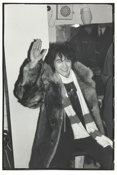 Viktor Tsoi en Leningrado en 1988. Fotografía de Natasha Vasilyeva.