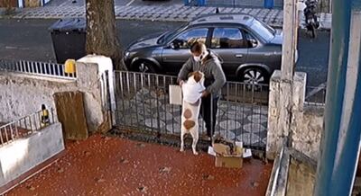 Momento en el que 'Nina' era víctima de un ladrón de abrigos. Captura de pantalla.