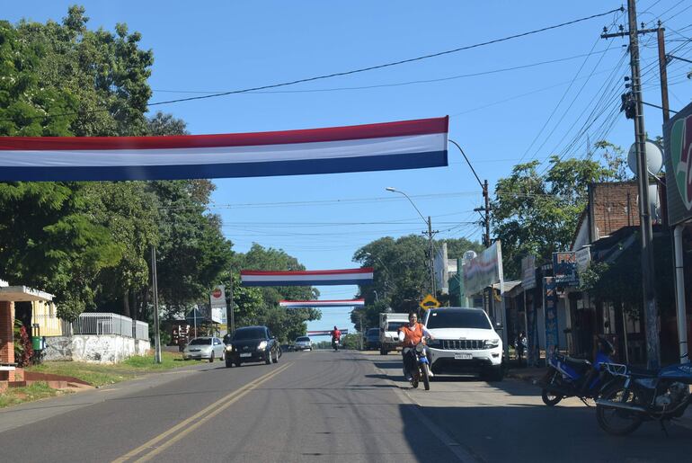 El municipio se viste de gala para celebrar los 243 años de fundación en Acahay.