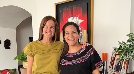 Soledad Núñez y Johanna Ortega, precandidatas a intendentas de Asunción por la oposición.