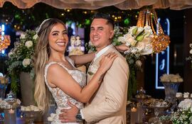 Los novios Male González y Jorge Ruiz Díaz en una bella imagen captada por Araceli Lugo.