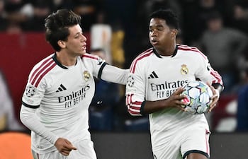 Endrick fesnteja junto a Arda Guler su gl que le daba el empate parcial al Real Madríd que cinco minutos después volvería a anotar para el triunfo.