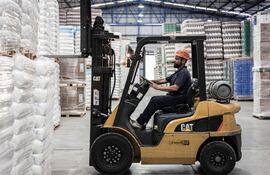 La economía paraguaya nuevamente se destaca en su desempeño en este 2025 con un crecimiento del producto interno bruto (PIB) proyectado en 4,4%.